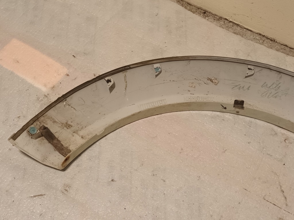 фото №11, Молдинг правая передняя mitsubishi pajero sport перед правый