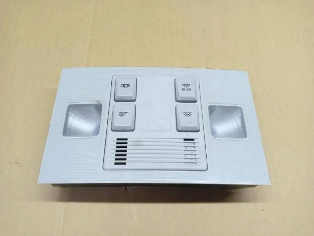 фото №1, Лампа освещение кабины 5g2947105p vw golf vii