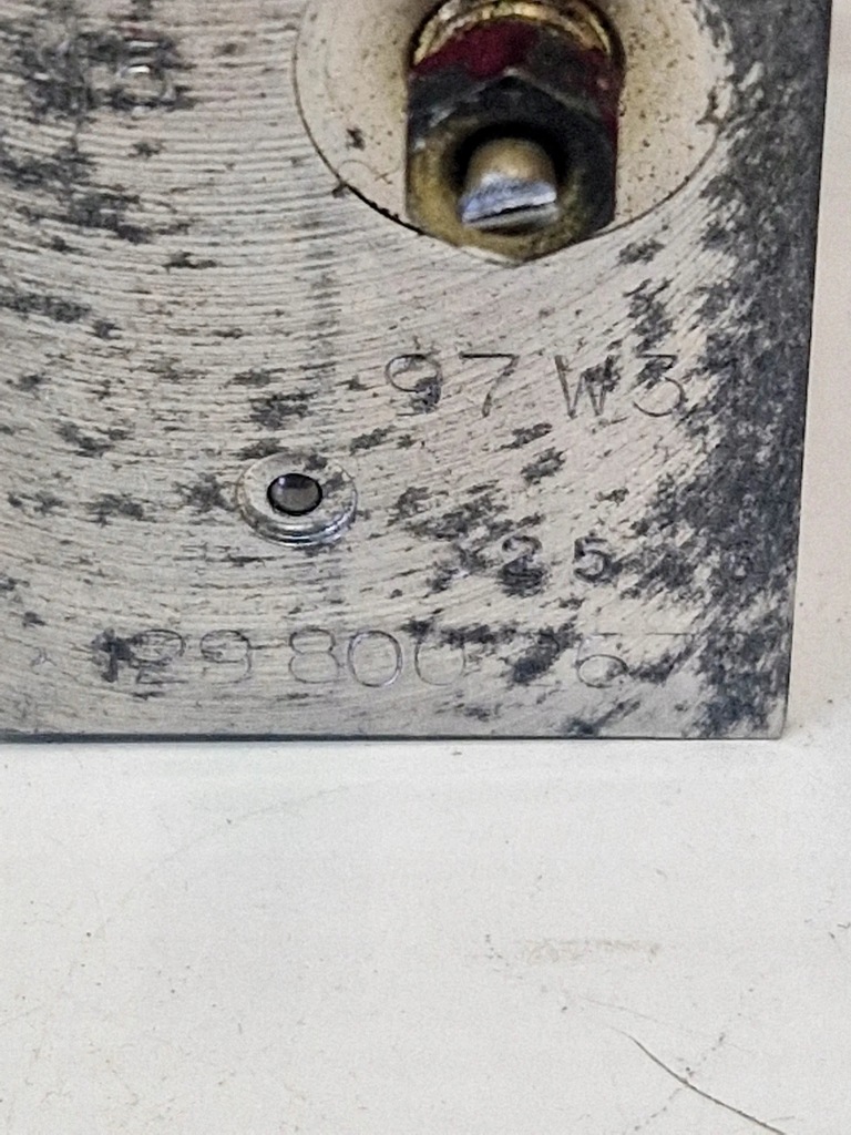 фото №7, Клапан электромагнитный mercedes-benz sl r129 129800267 31048032 5.0l 235kw