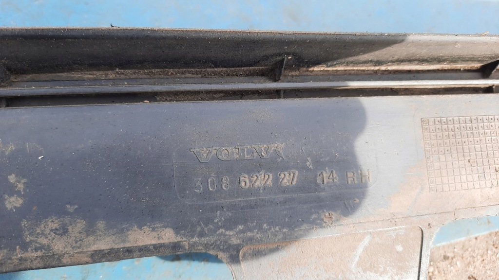 фото №9, Молдинг порог правая volvo v40 s40 30862227