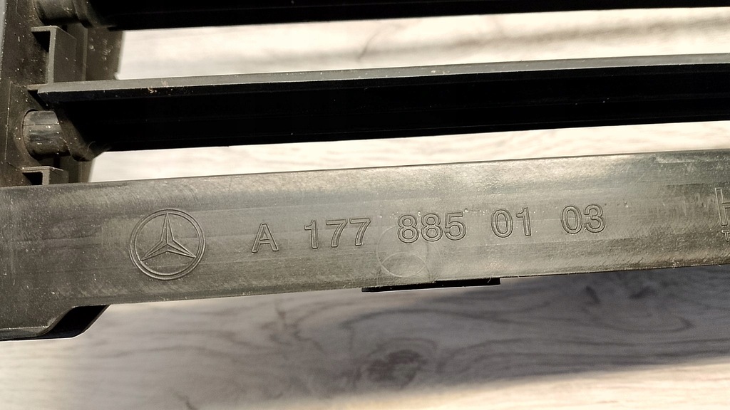 фото №7, Mercedes a1778850103 шторка воздуховод жалюзи воздуха