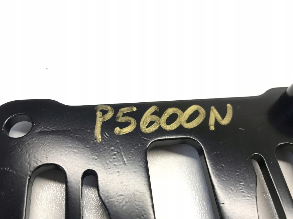 фото №5, Кронштейн петля капот праве bmw f01 f10 7184436