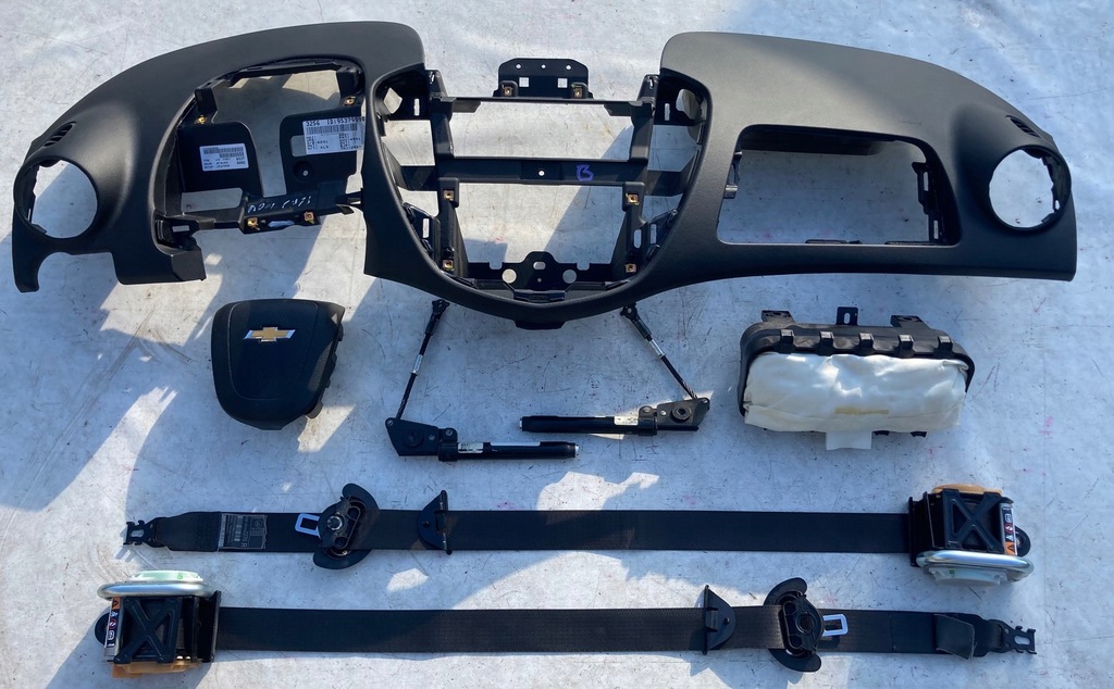 фото №1, Chevrolet trax приборная панель приборная панель консоль подушки безопасности ремни