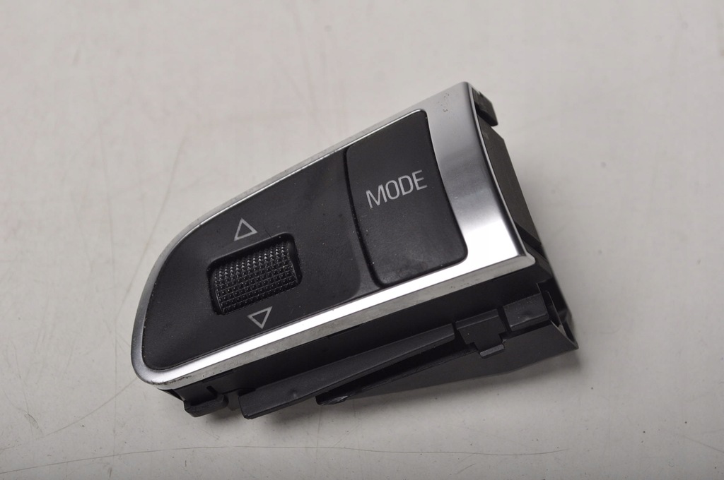 фото №1, Audi a3 8p перемикачі радіо 4e0951527ad lift