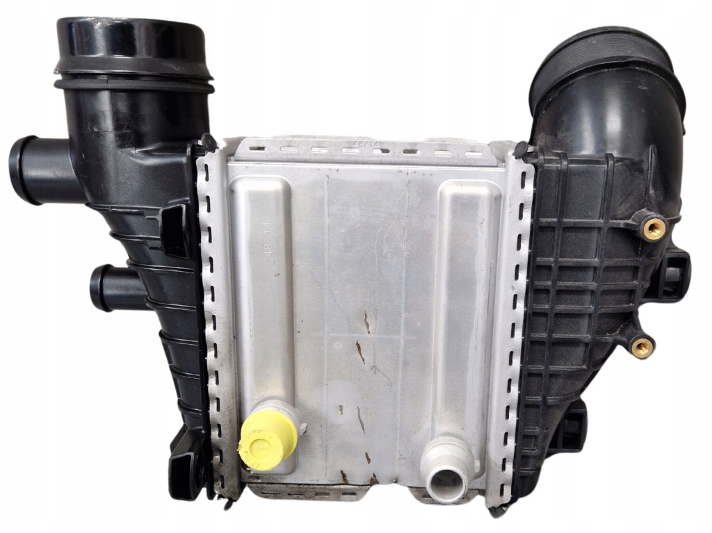 Купити Інтеркулер радіатор mercedes amg gt s купе c190 2016