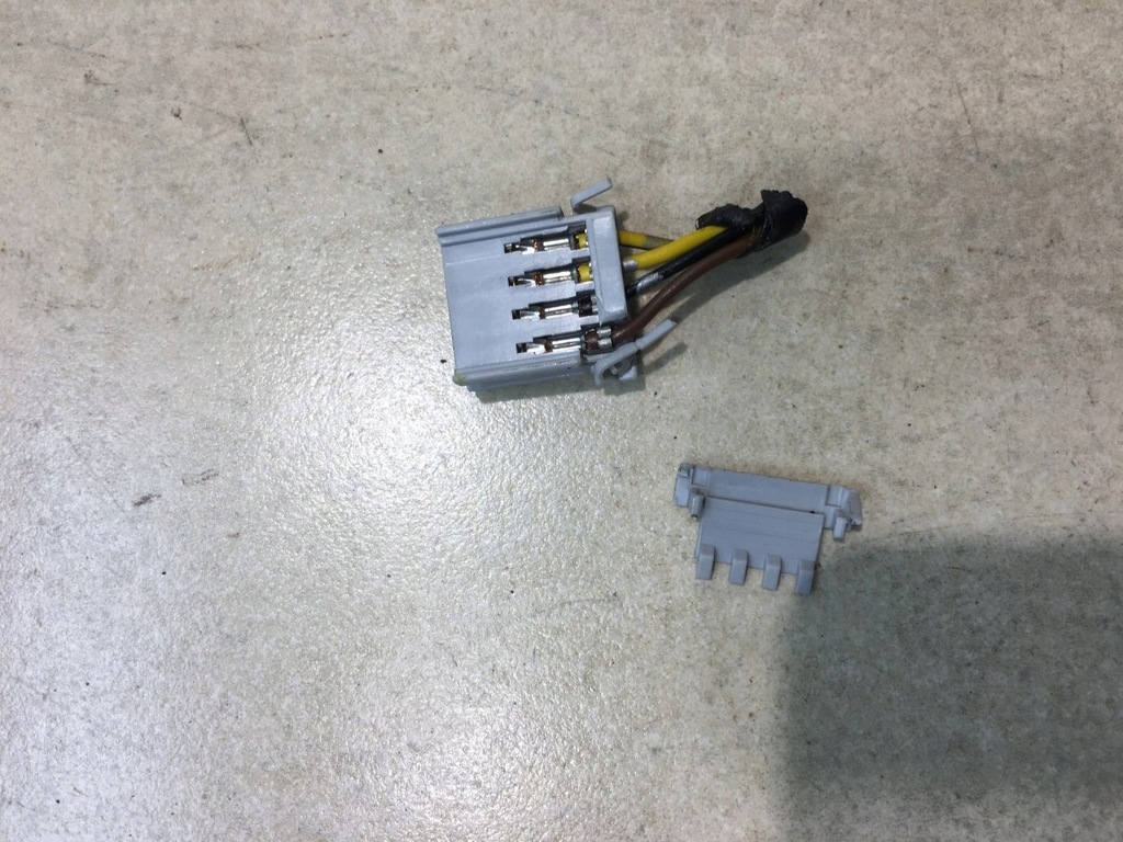 фото №9, Замок мікровимикач кришки багажника civic vii 5d