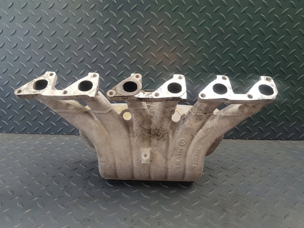Коллектор впускной  2 240 809 bmw e30 324d m21 с Разборки