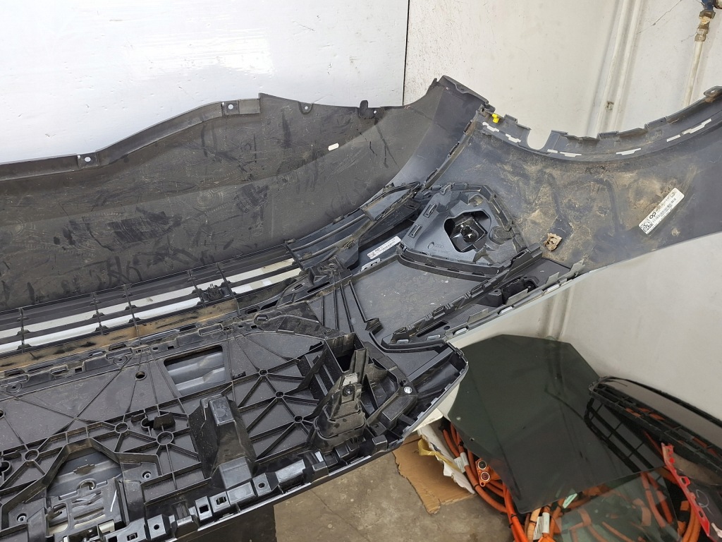 фото №8, Бампер audi q4 89a e-tron 2021-2024 оригинал оригинальный номер решётка радиатора диффузор решётка