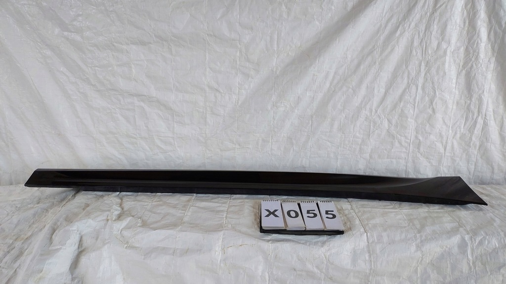 фото №1, Bmw f20 m-pakiet накладка молдинг поріг права