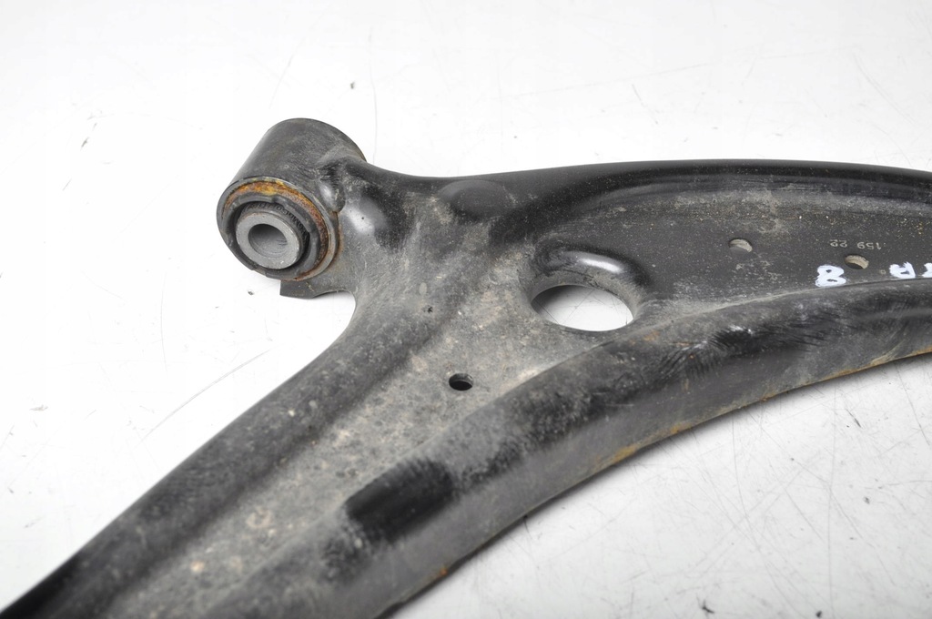 фото №3, Ford fiesta mk8 рычаг правый перед