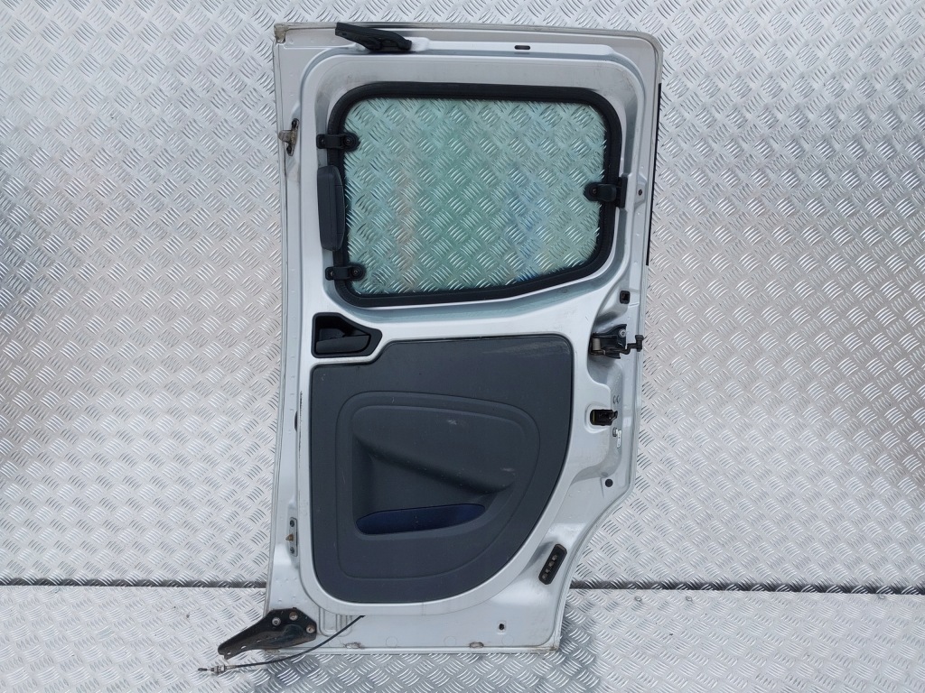 72. двері зсувні праве citroen nemo peugeot bipper fiat fiorino Ціна