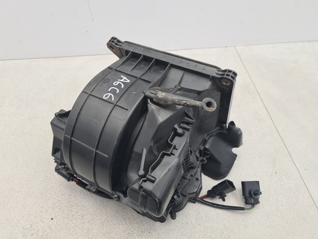 фото №10, Audi a6 c6 обігрівач 4f1820351ad