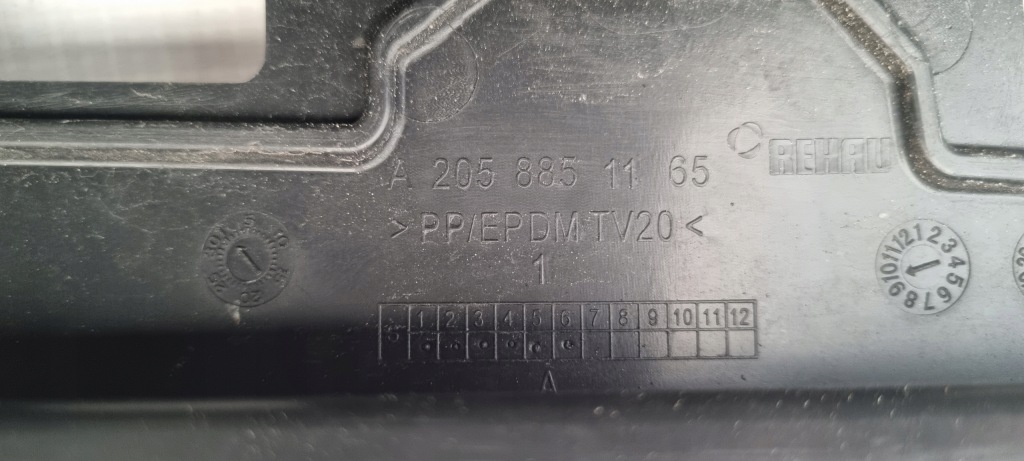 фото №7, Mercedes 205 amg 6.3 63 решётка радиатора решётка радиатора