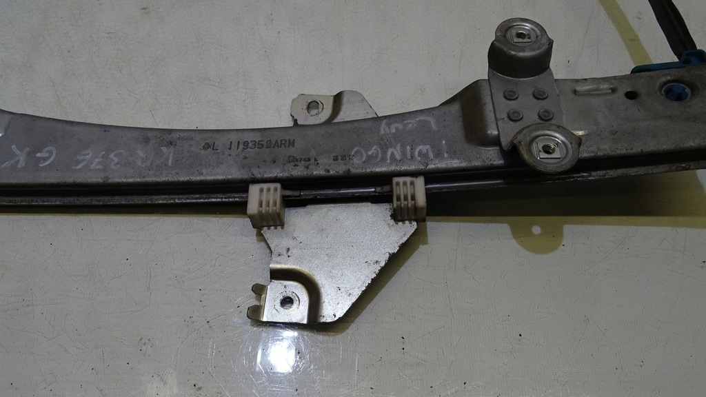 фото №5, Подъемник окон левый перед renault twingo ii 1.2