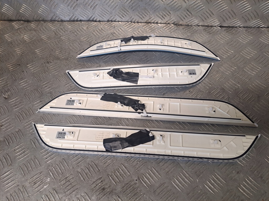 фото №12, Bmw 8 m850ix g16 молдинг поріг led individual 8077341 комплект nowe