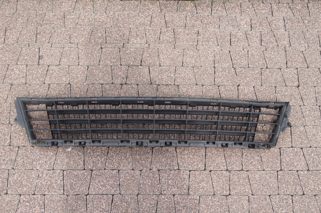 фото №1, Решітка радіатора бампера renault clio iii lift решітка бампера 2009+