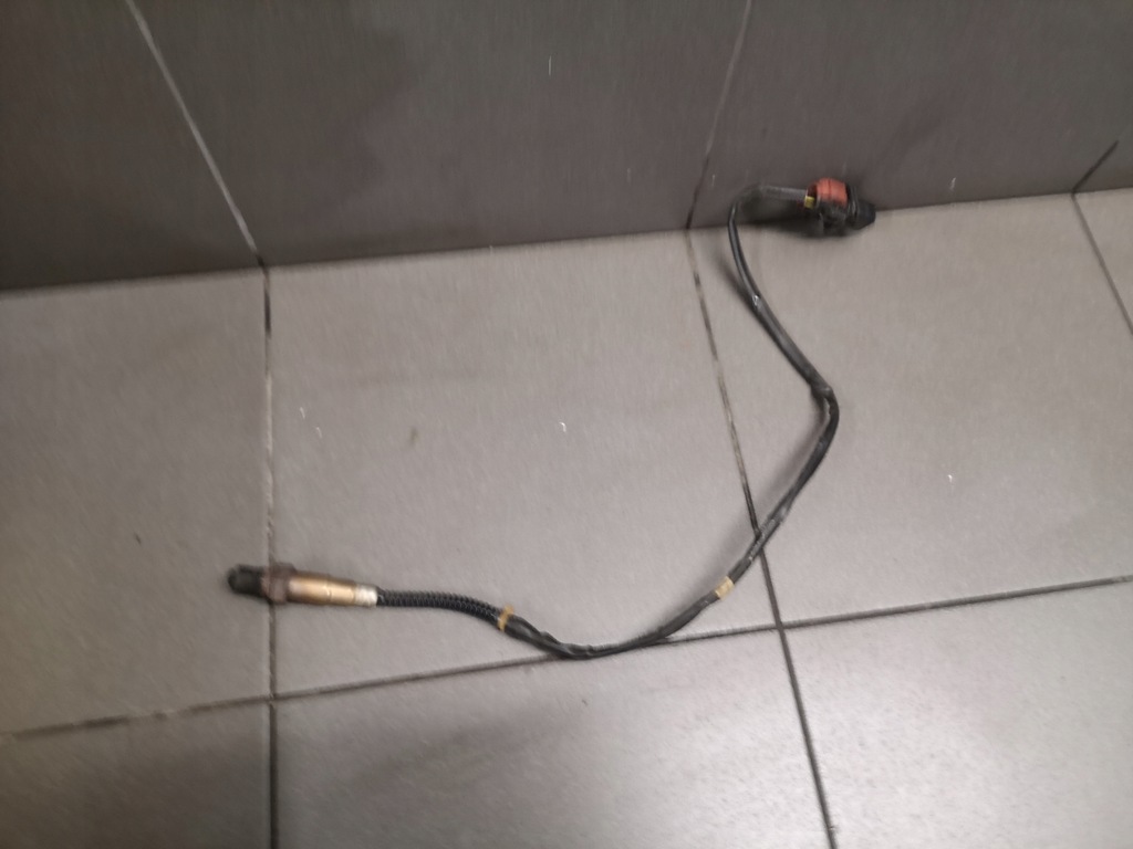 фото №1, Датчик лямбда-зонд audi a8 d3 4.2 fsi 079906262l