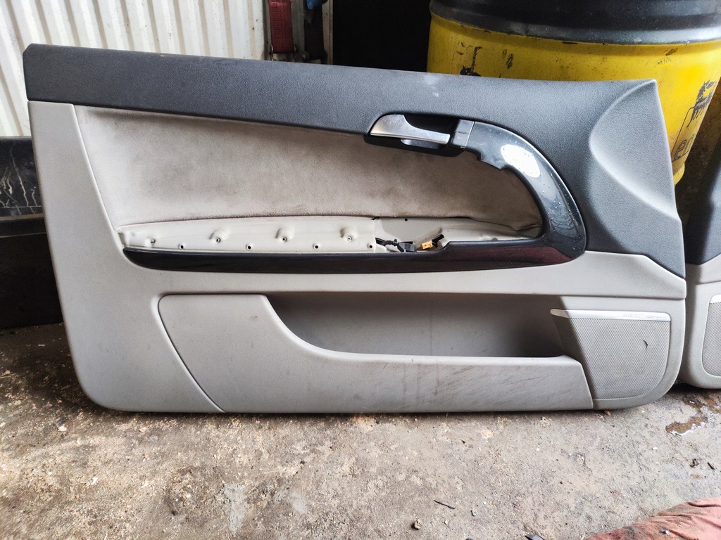 фото №6, Audi a3 8p обшивка обшивки обивка дверь левая правая комплект 3d bose