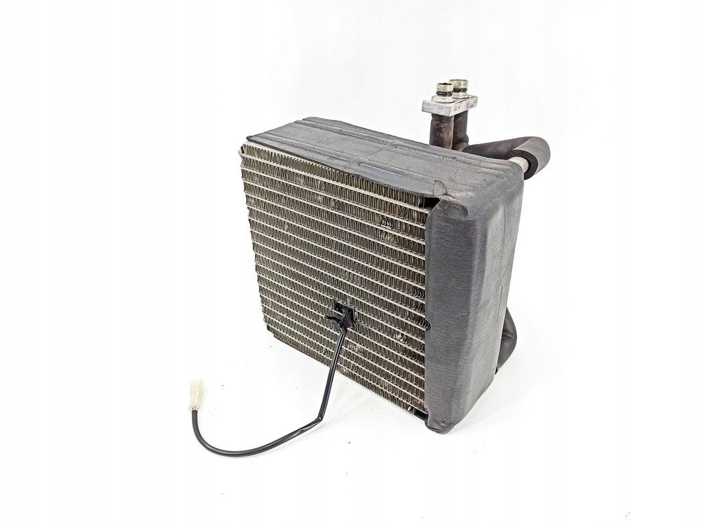 фото №11, Mercedes-benz ml w163 1999 радиатор отопителя кондиционера a/c