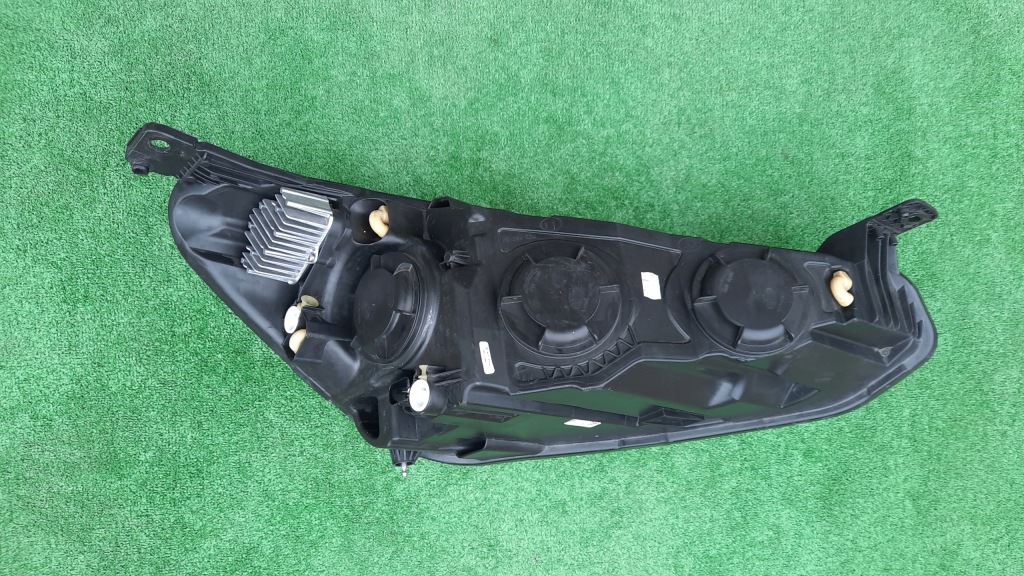 фото №4, Ford focus mk4 обычная+ led лампа передняя