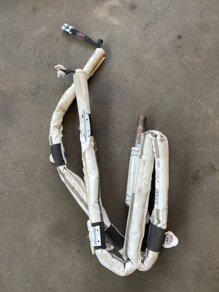 фото №1, Mercedes b 246 шторка безопасности левая оригинал 2468600902