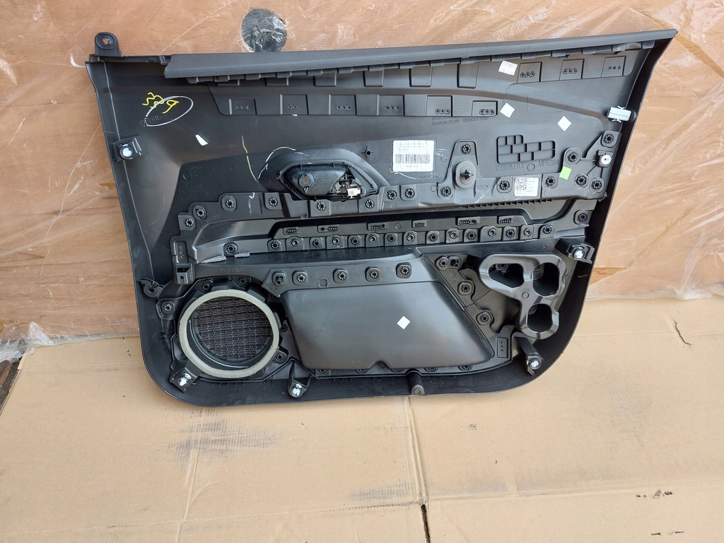 фото №8, Sandero iii 3 stepway 21r обшивка дверь перед левый