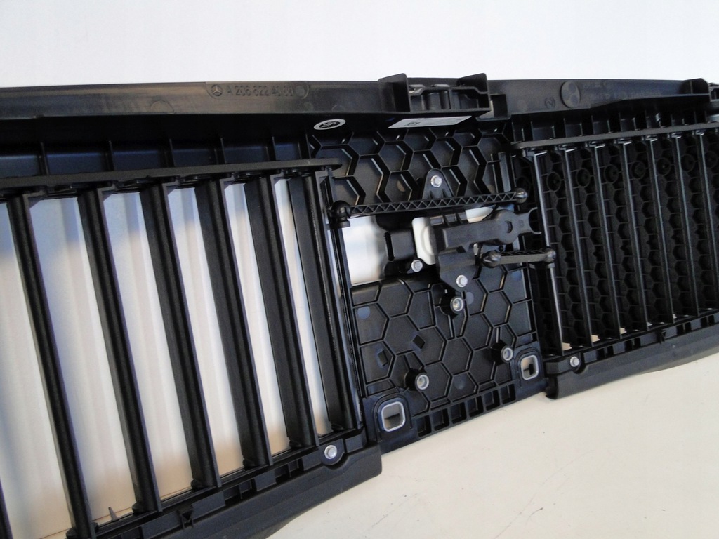 фото №8, Mercedes c klasa 206 w206 шторка воздуховод жалюзи воздуха