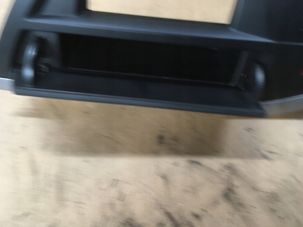 фото №2, Рамка yświetlacz консолі citroen c5 x7