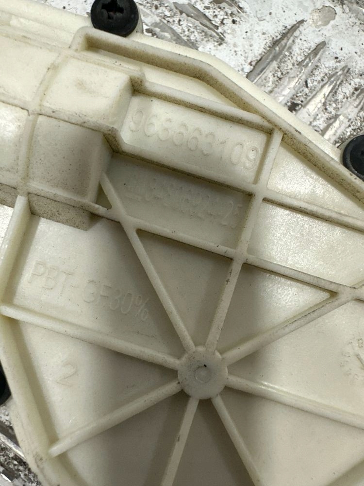 фото №8, Трос капот chevrolet corvette c8 84806924