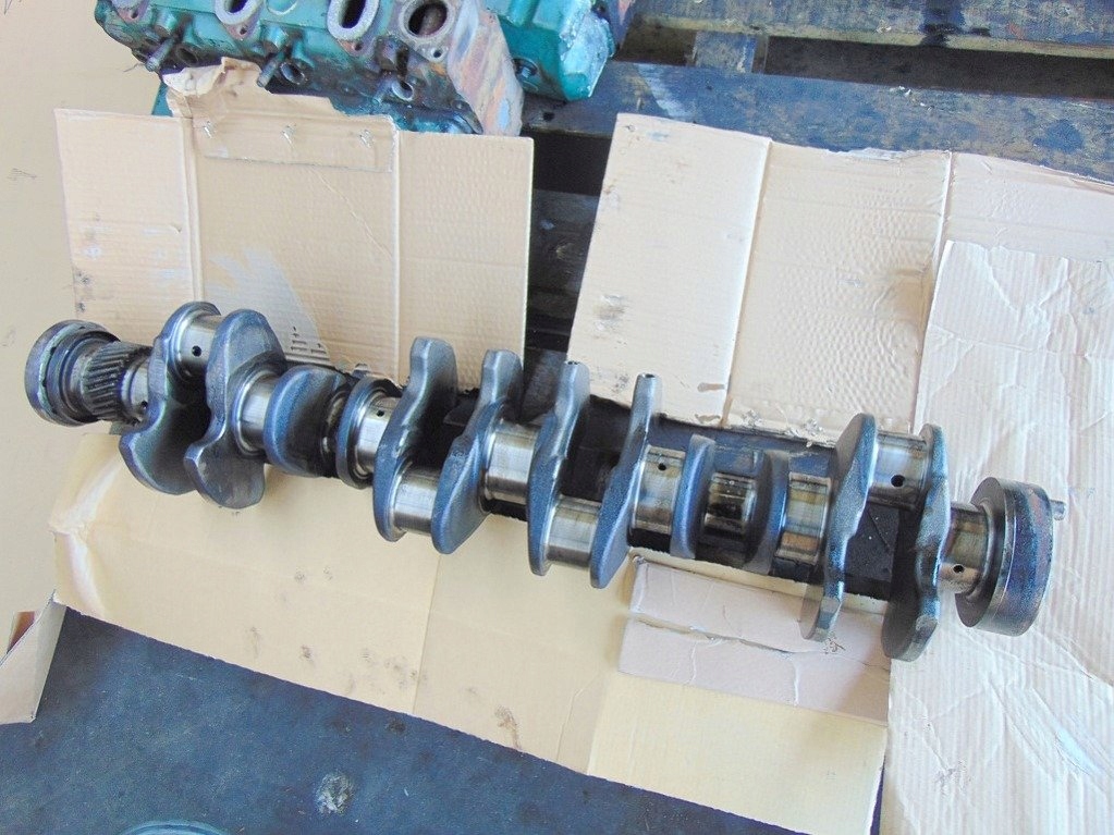 Volvo fl6 220 03r d6b wał коленчатый Доставка