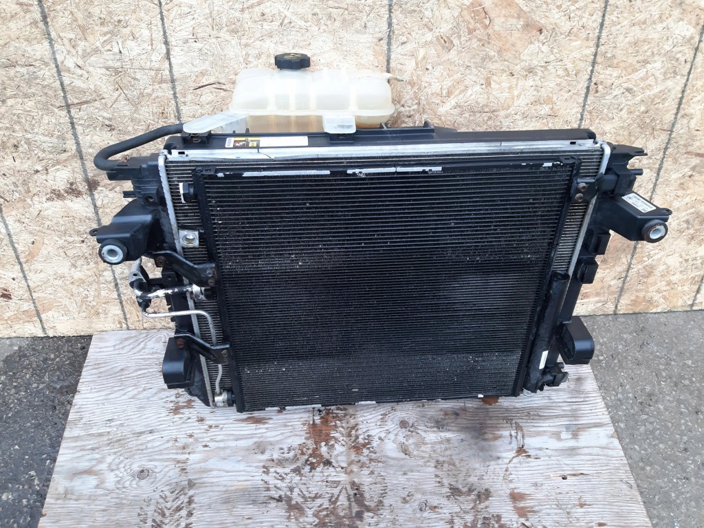 Радиатор вентилятор комплект dodge ram 3.0 дизель 14-19r Недорого