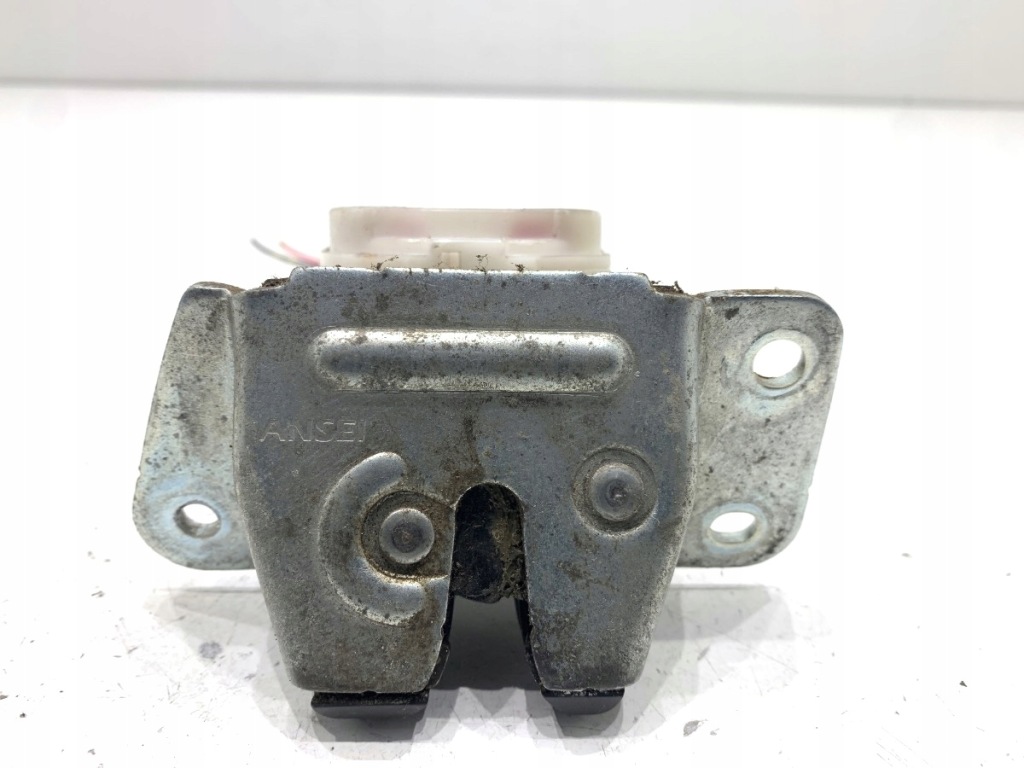 Купити Замок кришки задній mitsubishi grandis minivan 03-11