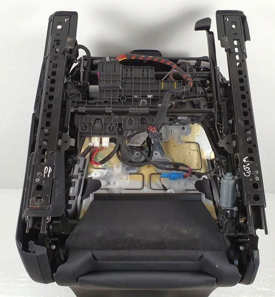 фото №8, Сиденье правый перед с подогревом mercedes w205 europa