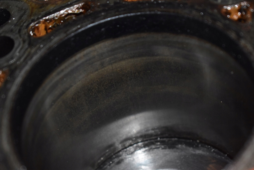 фото №11, Блок dół двигуна wał bmk 059103021aa audi a6 c6 3.0 tdi 225 km 04-08