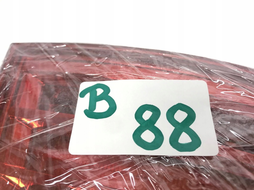 фото №13, Лампа левый задняя skoda superb ii lift kombi led 3t9945095a