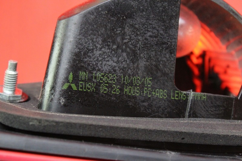фото №11, Лампа левая задняя задняя mn105623 mitsubishi colt 6 vi z30 3d 04-12