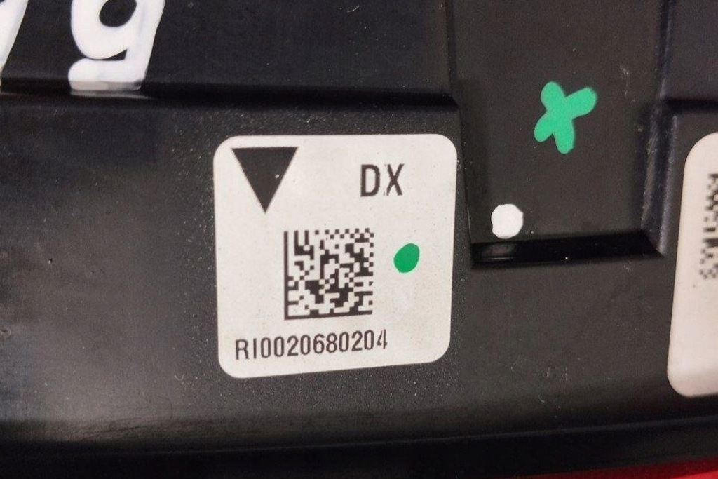 фото №9, Лампа правая задняя maserati levante suv m161 20680204 2019