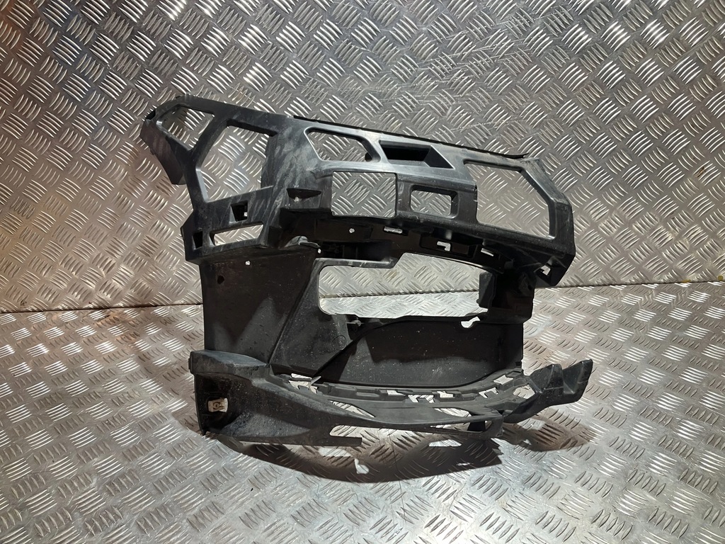фото №1, Bmw 1 f40 направляющая кронштейн бампера правый перед 7459710