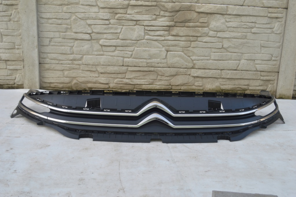 фото №6, Решётка радиатора передний citroen berlingo 4 iv