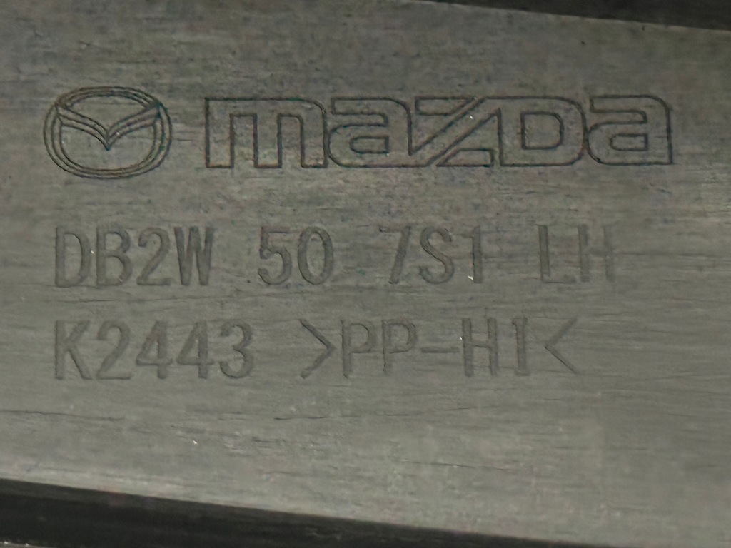 фото №7, Mazda cx3 14-20 жабо пластиковый комплект