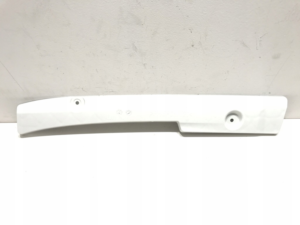 фото №1, Mercedes w205 amg молдинг a2058857104