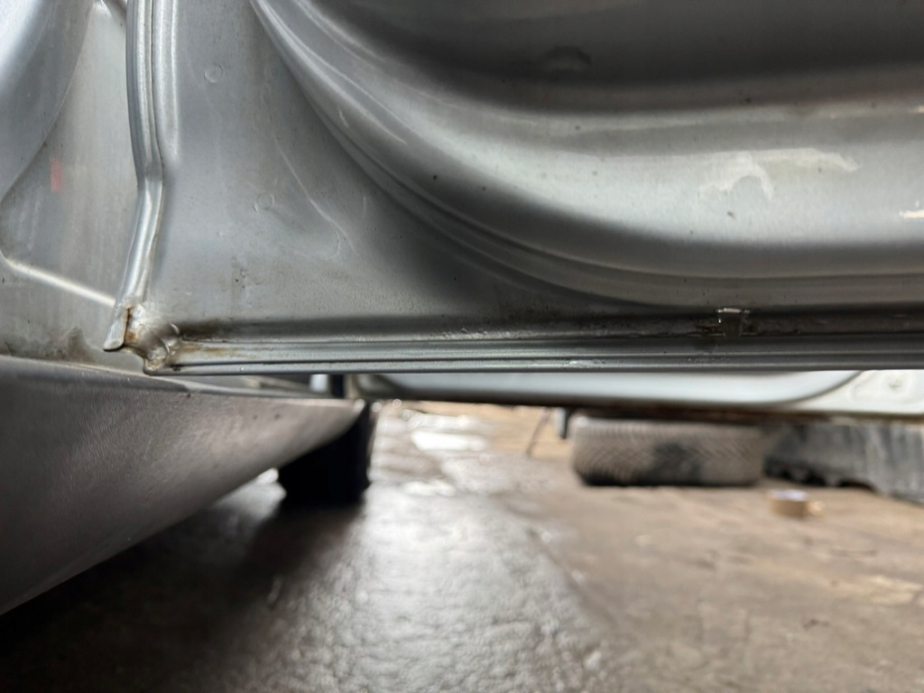 фото №13, Двері праве задні задня сріблястий seat altea xl 06- лак: ls7y 100um