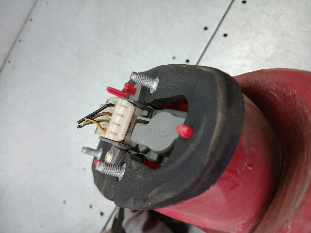 фото №7, Лампа ліва задня alfa romeo 147 1.9jtd 03r 46556349