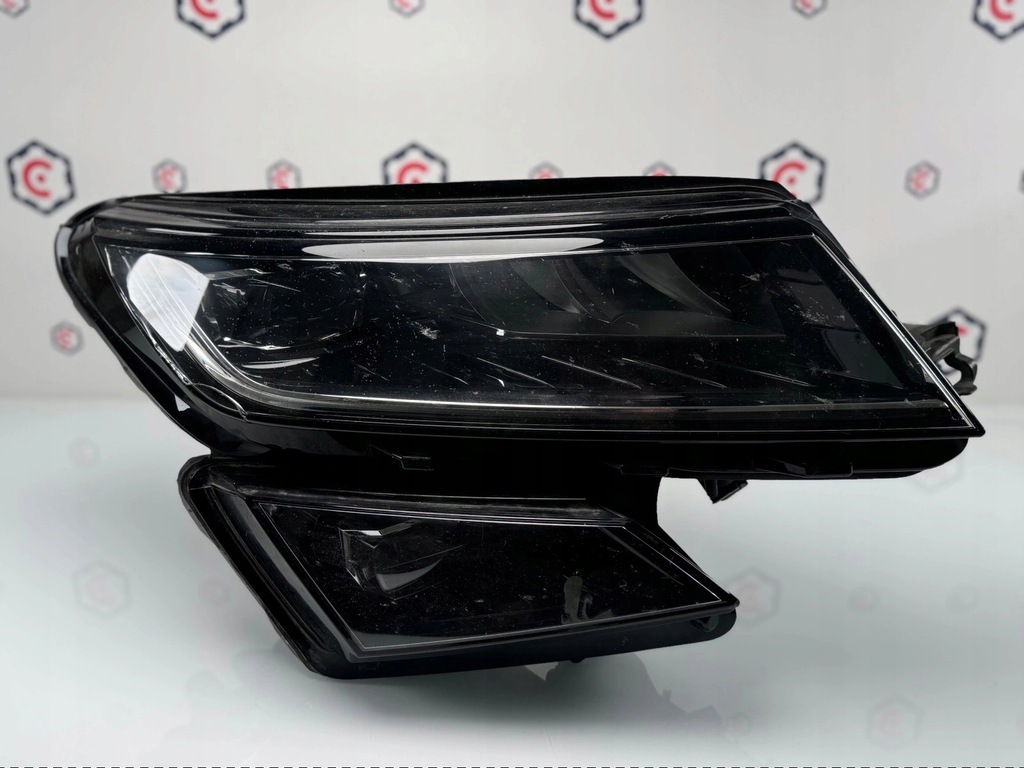 фото №1, Лампа права перед skoda kodiaq full led 2016-