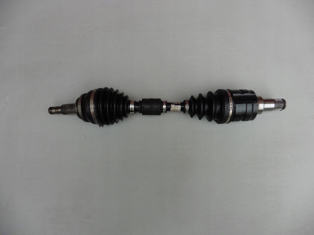 фото №1, Привідний вал ліва toyota corolla verso e120 2,2 d4d 07r 04-08r