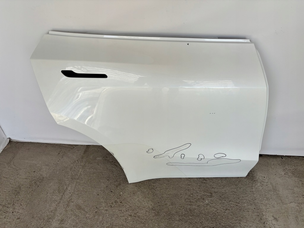 Купить Tesla y дверь задняя правое  задняя poznań ==giełda==