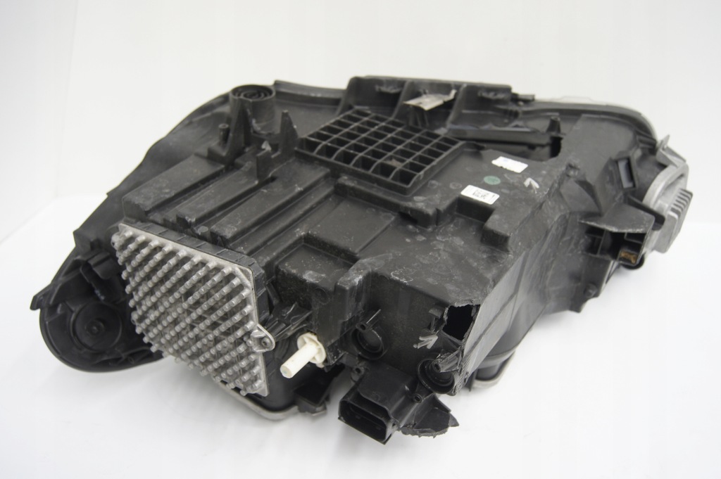 фото №11, Лампа правая передняя bmw x1 f48