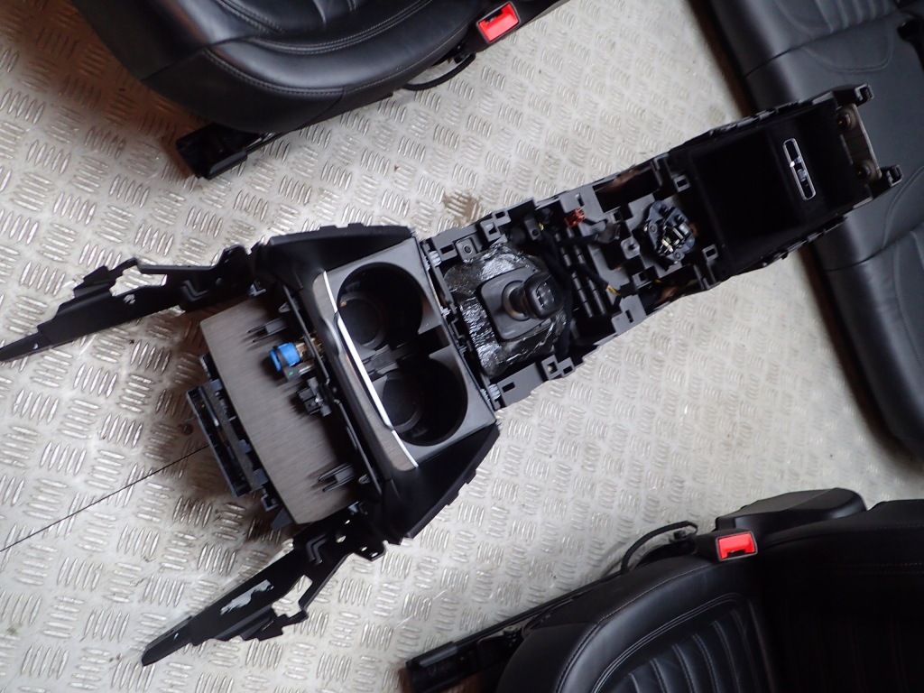 фото №5, Alfa romeo stelvio сидіння оббивка заднє сидіння обшивки шкіра підігрів тунель n9