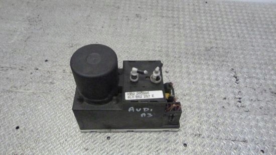 фото №1, Помпа замка центрального audi a3