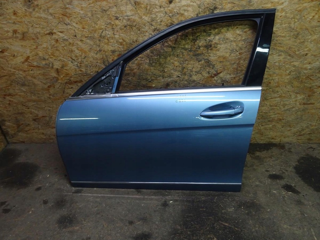 фото №1, Двері ліва перед mercedes w204 c230 sedan